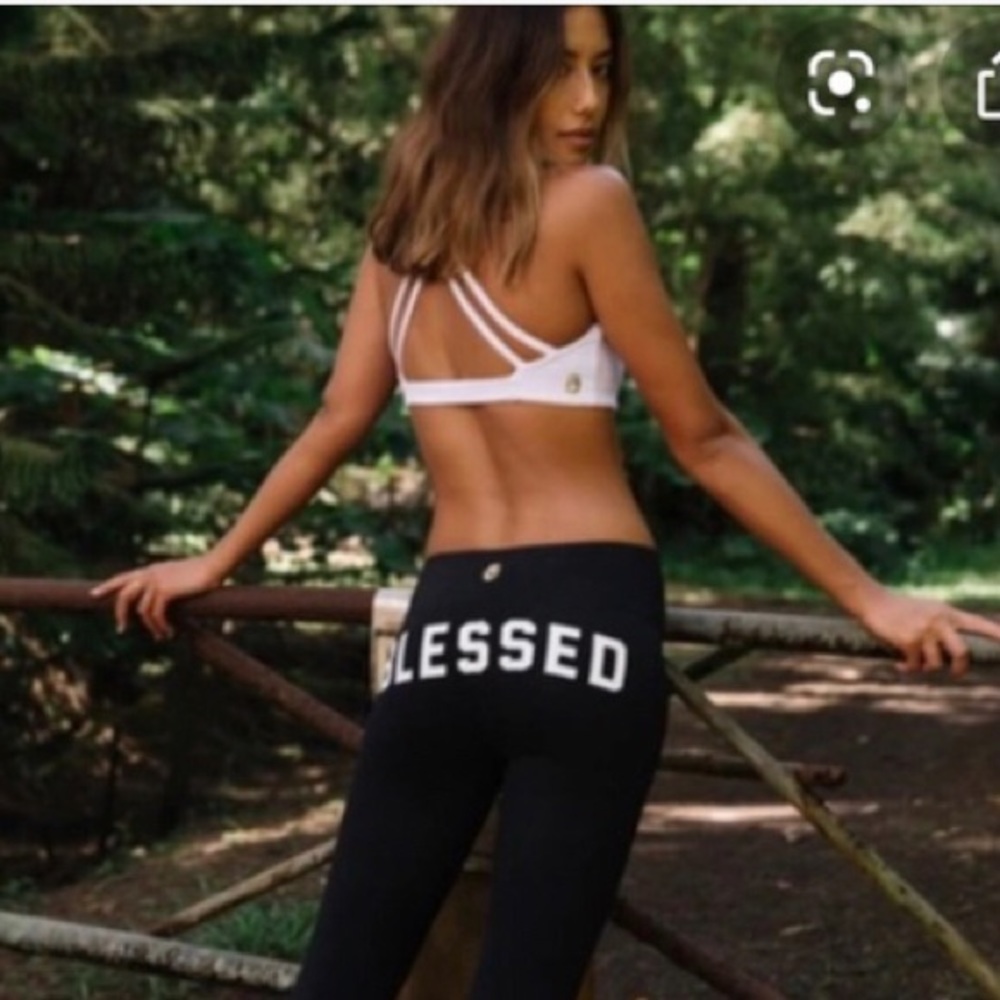 Spiritual Gangster ❤️ capri leggings!